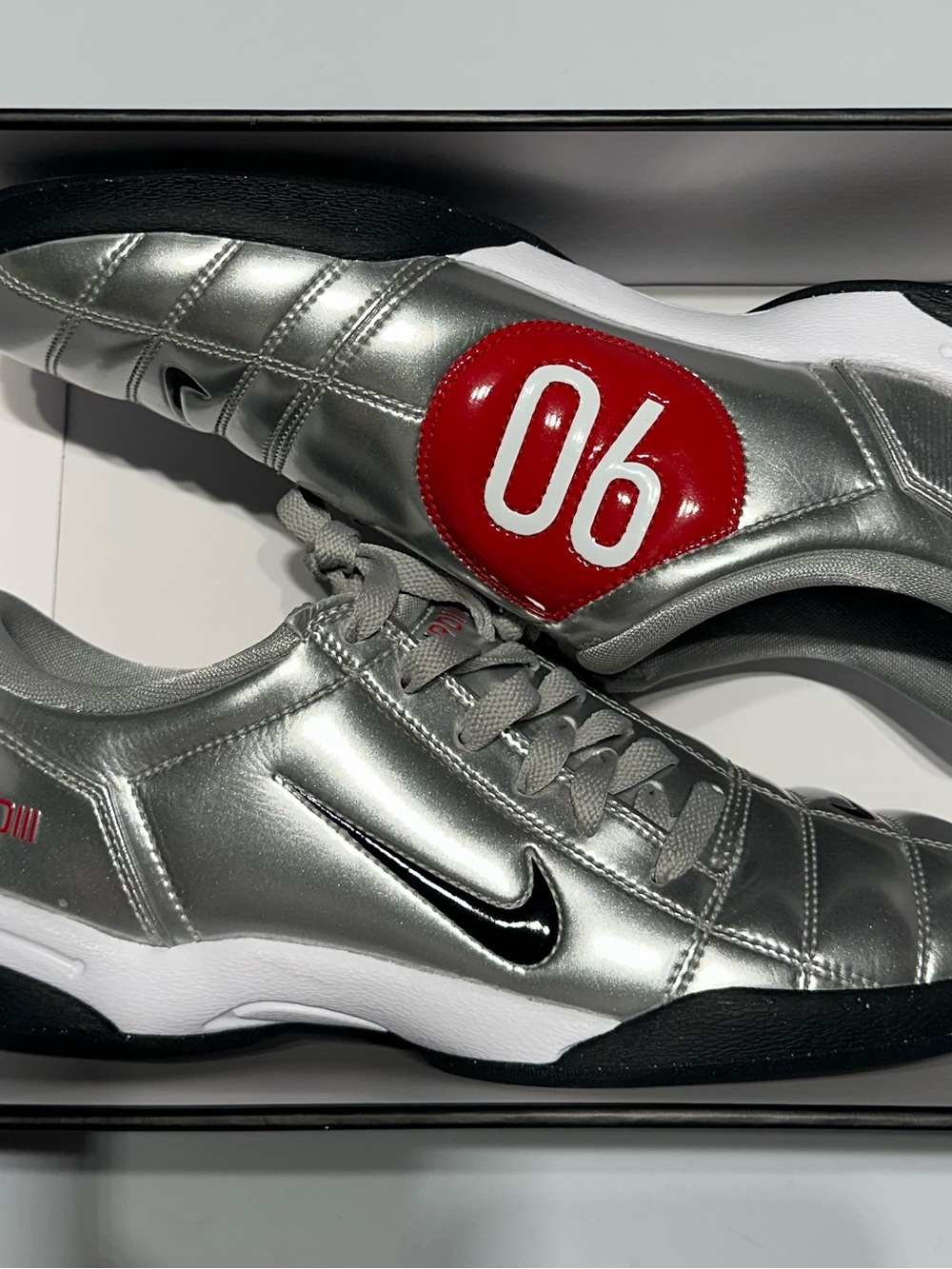 Size 9 - Nike Men's Total 90 3 SP Metallic Silver/Black HJ9351-002 Men’s No Lid